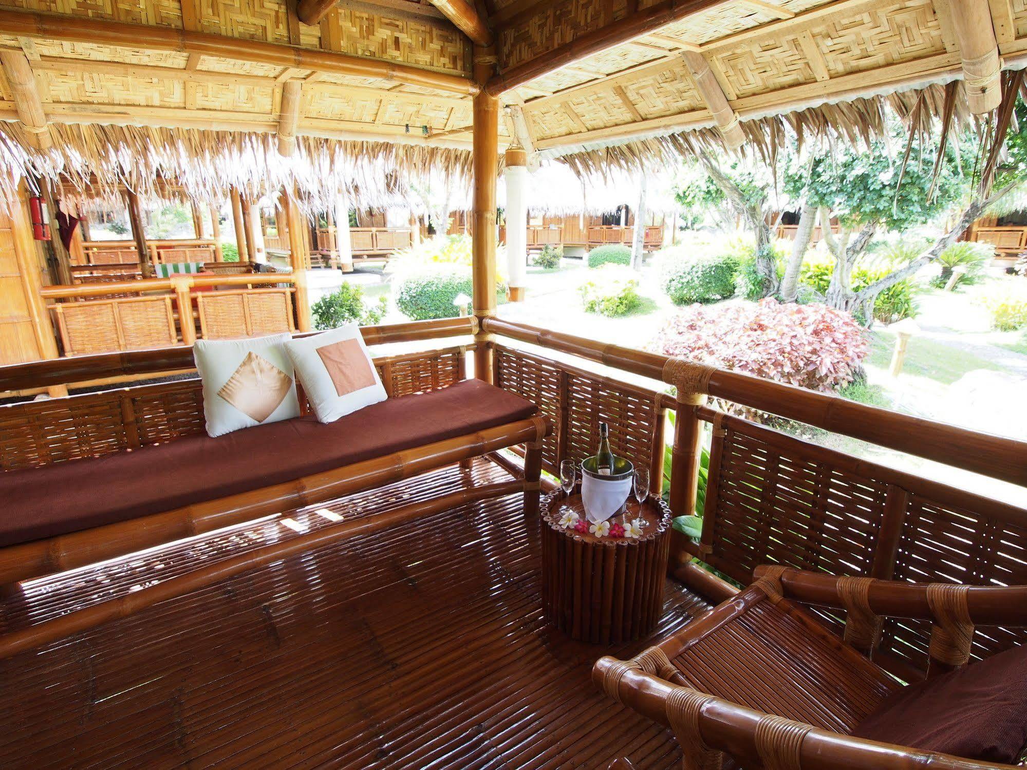 Pura Vida Beach & Dive Resort Dauin Exterior foto
